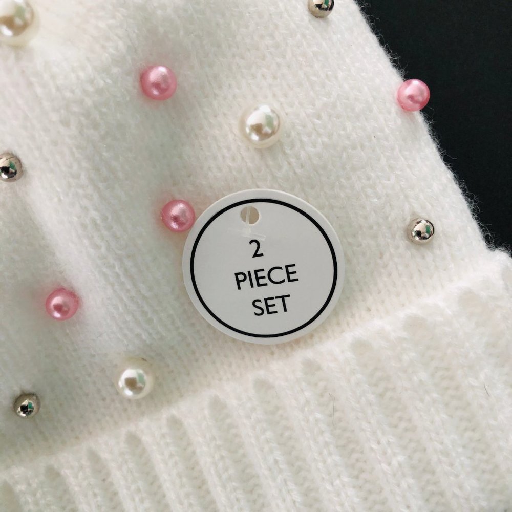 NICOLE MILLER 2T-4T White Hat & Mitten Set NWT - Picture 3 of 4